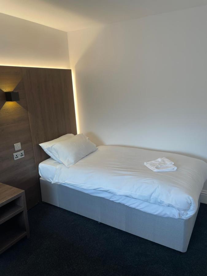 Glasgow Airport Apartments Paisley Esterno foto