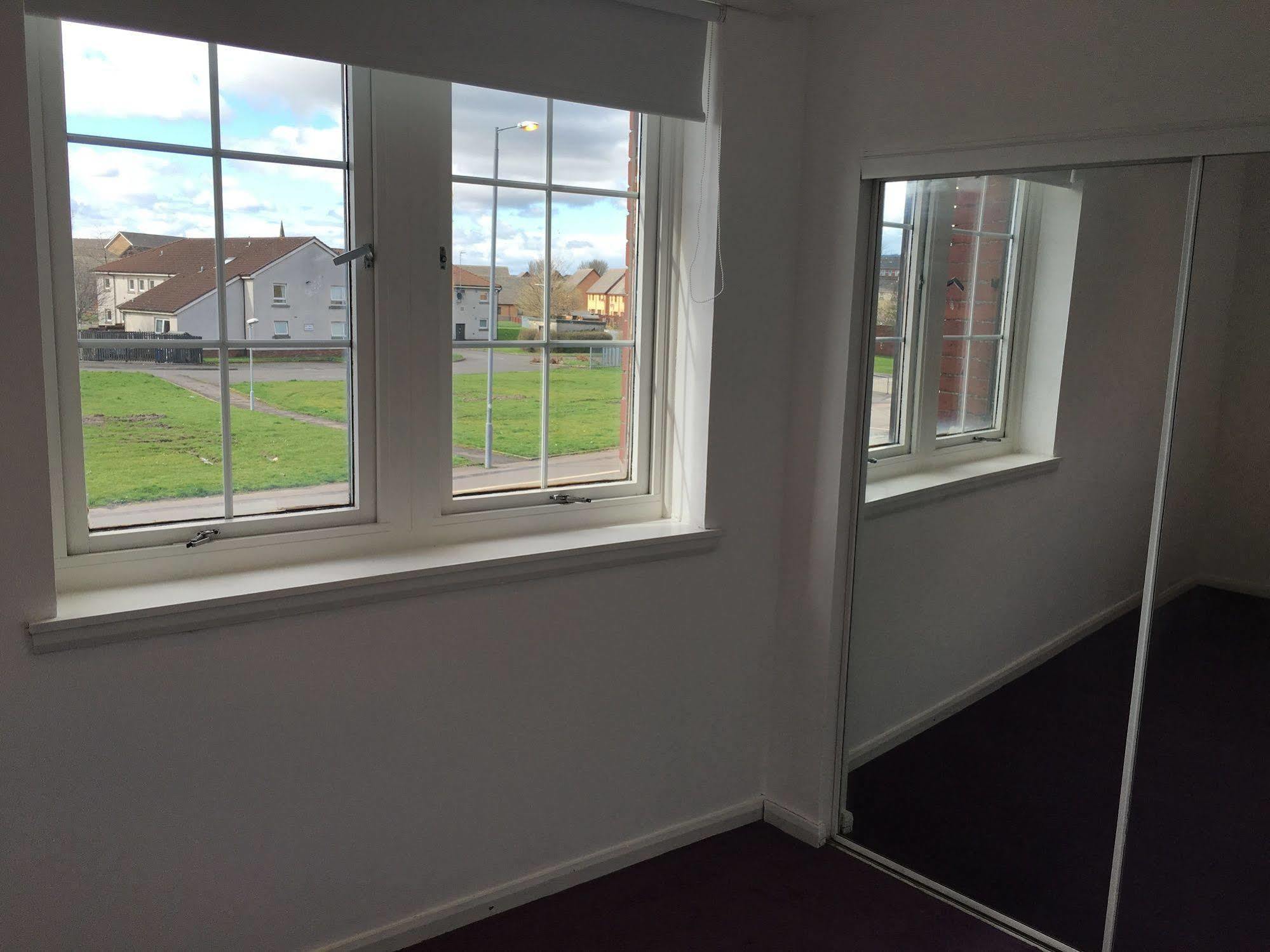 Glasgow Airport Apartments Paisley Esterno foto